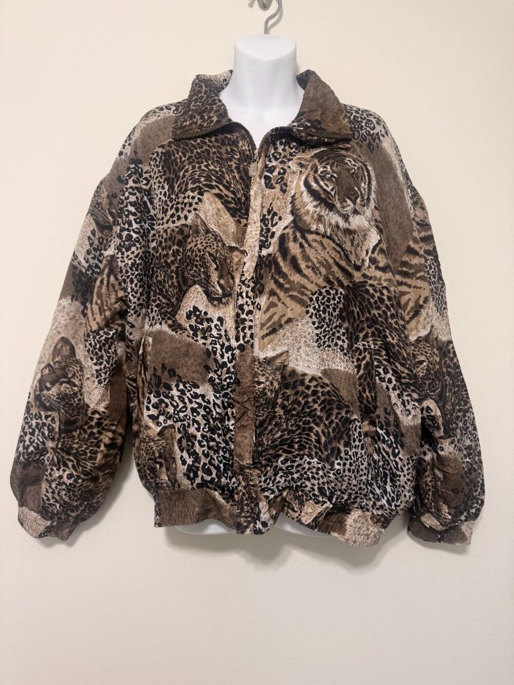 Vintage FU DA International Silk Animal Print Bomber Jacket L - Picture 2 of 11